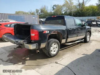 2012 Chevrolet Silverado 1500 LT with VIN 3GCPKSE72CG172069, listed as a Copart auction lot 70813754 with 233,426 mi miles and Clean Title. Bid and sale history available at carsss.com. Image 3.