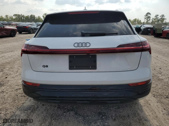 2024 Audi Q8 e-tron Premium Plus with VIN WA15AAGE8RB017425, listed as a Copart auction lot 66139974 with NaN miles and Salvage Title. Bid and sale history available at carsss.com. Image 6.