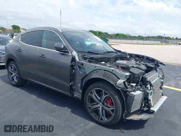 2021 Maserati Levante S with VIN ZN661YULXMX372645, listed as a IAAI auction lot 42245612 with 22,162 mi miles and . Bid and sale history available at DreamBid. Image 1.