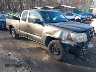 2011 Toyota Tacoma with VIN 5TFTX4CN0BX001523, listed as a IAAI auction lot 41293674 with 211,979 mi miles and . Bid and sale history available at DreamBid. Image 1.
