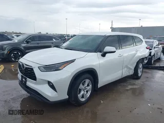 2022 Toyota Highlander LE z VIN 5TDBZRBH1NS216174, wystawiony jako IAAI lot #41903427 z przebiegiem 68 671 mil mil oraz . Historia ofert i sprzedaży dostępna na DreamBid. Obrazek 20.