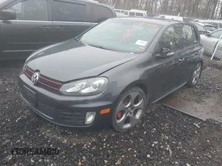 2011 Volkswagen GTI с VIN WVWGV7AJXBW041753, выставлен на аукционе IAAI как лот 42095961 с пробегом Не указан миль и . История ставок и продаж доступна на DreamBid. Изображение 2.