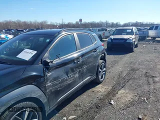 2020 Hyundai Kona Limited with VIN KM8K33A50LU466077, listed as a IAAI auction lot 41645256 with 73,305 mi miles. Bid and sale history available at carsss.com. Image 18.