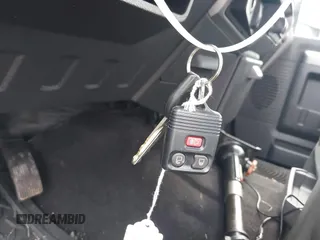 2008 Ford F-250 XL с VIN 1FTSX21R78EC45325, выставлен на аукционе IAAI как лот 42511545 с пробегом 157 755 миль миль и . История ставок и продаж доступна на DreamBid. Изображение 11.