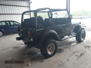 1993 Jeep Wrangler S z VIN 1J4FY19PXPP258501, wystawiony jako IAAI lot #42345068 z przebiegiem 107 331 mil mil oraz . Historia ofert i sprzedaży dostępna na DreamBid. Obrazek 4.