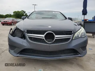 2014 Mercedes-Benz E 350 z VIN WDDKJ5KB5EF226093, wystawiony jako Copart lot #55475425 z przebiegiem 125 574 mil mil oraz Szkoda całkowita • Salvage title. Historia ofert i sprzedaży dostępna na DreamBid. Obrazek 5.