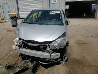 2017 Toyota Yaris L с VIN VNKKTUD39HA082979, выставлен на аукционе Copart как лот 53203325 с пробегом 139 200 миль миль и Списание • Salvage title. История ставок и продаж доступна на DreamBid. Изображение 10.