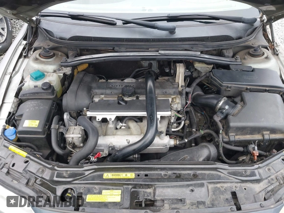2005 Volvo XC70 with VIN YV1SZ592151195652, listed as a IAAI auction lot 42125275 with 183,928 mi miles and . Bid and sale history available at DreamBid. Image 10.