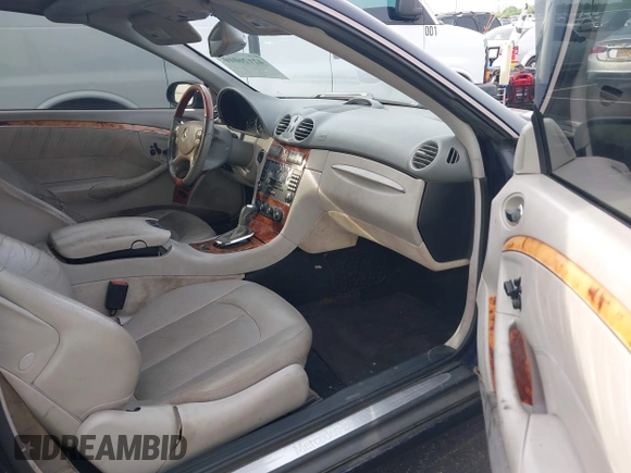 2005 Mercedes-Benz CLK 320 with VIN WDBTK65J35F122558, listed as a IAAI auction lot 42126010 with 182,199 mi miles and . Bid and sale history available at DreamBid. Image 5.