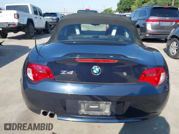 2006 BMW Z4 3.0i with VIN 4USBU33526LW58409, listed as a IAAI auction lot 42241927 with 126,347 mi miles and . Bid and sale history available at DreamBid. Image 17.