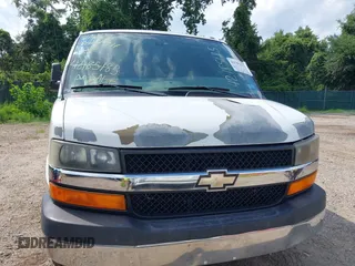 2011 Chevrolet Express Passenger 1LT z VIN 1GAZG1FG7B1171122, wystawiony jako IAAI lot #42781322 z przebiegiem 262 838 mil mil oraz . Historia ofert i sprzedaży dostępna na DreamBid. Obrazek 6.