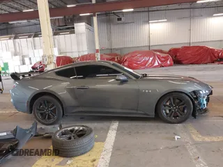 2024 Ford Mustang GT with VIN 1FA6P8CF9R5419104, listed as a IAAI auction lot 42304522 with 6,721 mi miles and . Bid and sale history available at DreamBid. Image 14.
