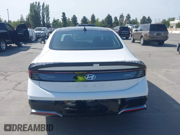 2024 Hyundai Sonata SEL z VIN KMHL14JA6RA426688, wystawiony jako IAAI lot #42290797 z przebiegiem 430 mil mil oraz . Historia ofert i sprzedaży dostępna na DreamBid. Obrazek 17.