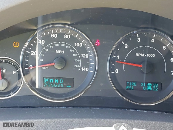 2007 Jeep Grand Cherokee Limited with VIN 1J8HR58N77C590043, listed as a IAAI auction lot 41215585 with 255,625 mi miles. Bid and sale history available at carsss.com. Image 7.