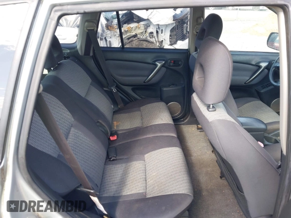 2005 Toyota RAV4 with VIN JTEHD20V550045159, listed as a IAAI auction lot 42119374 with 111,611 mi miles. Bid and sale history available at carsss.com. Image 8.