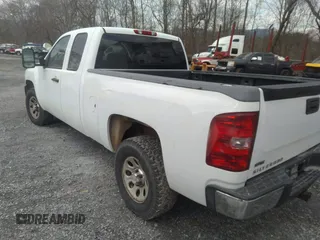 2010 Chevrolet Silverado 1500 with VIN 1GCSKPE31AZ229573, listed as a IAAI auction lot 41203758 with 128,175 mi miles and . Bid and sale history available at DreamBid. Image 3.