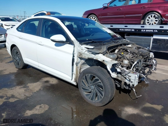 2019 Volkswagen Jetta SEL Premium with VIN 3VWG57BU8KM069380, listed as a IAAI auction lot 41701845 with 50,107 mi miles. Bid and sale history available at carsss.com. Image 1.