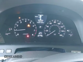 2007 Lexus LS 460 L z VIN JTHGL46F775001117, wystawiony jako IAAI lot #42479588 z przebiegiem 217 842 mil mil oraz . Historia ofert i sprzedaży dostępna na DreamBid. Obrazek 7.