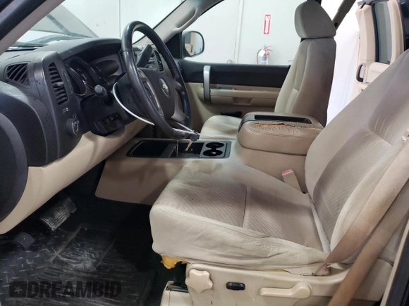 2007 Chevrolet Silverado 1500 LT w/2LT with VIN 2GCEC19J171638447, listed as a Copart auction lot 46090945 with 340,895 mi miles and Salvage Title. Bid and sale history available at carsss.com. Image 7.