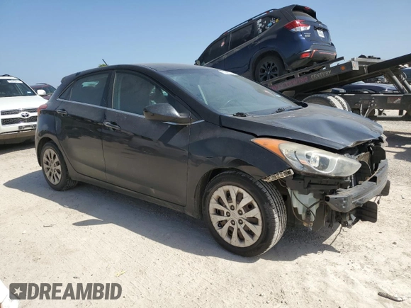 2016 Hyundai Elantra GT with VIN KMHD35LH6GU286135, listed as a Copart auction lot 61480394 with 90,506 mi miles and Salvage Title. Bid and sale history available at carsss.com. Image 4.
