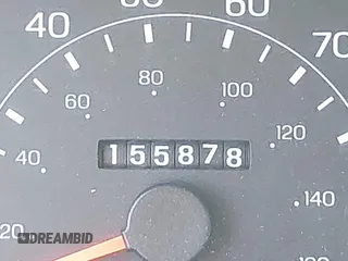 2000 Ford Super Duty F-250 XL with VIN 1FTNX21S5YEC82650, listed as a IAAI auction lot 42105861 with 155,878 mi miles. Bid and sale history available at carsss.com. Image 15.