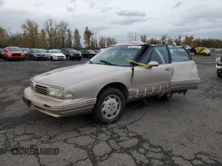 1995 Oldsmobile 88 z VIN 1G3HY52K6SH300380, wystawiony jako Copart lot #80575944 z przebiegiem Nie podano mil oraz Szkoda całkowita • Salvage title. Historia ofert i sprzedaży dostępna na DreamBid. Obrazek 1.