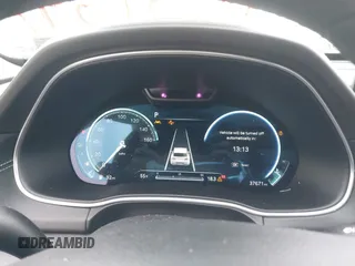2024 Genesis GV80 z VIN KMUHCESC2RU173018, wystawiony jako IAAI lot #41951347 z przebiegiem 37 671 mil mil oraz . Historia ofert i sprzedaży dostępna na DreamBid. Obrazek 7.