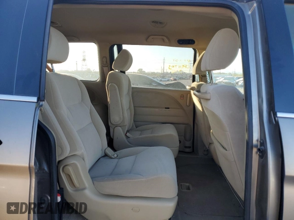 2009 Honda Odyssey LX с VIN 5FNRL38279B025918, выставлен на аукционе Copart как лот 82848404 с пробегом 71 791 миль миль и Списание • Salvage title. История ставок и продаж доступна на DreamBid. Изображение 11.