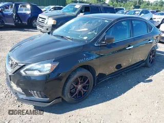 2018 Nissan Sentra SV z VIN 3N1AB7AP8JL628303, wystawiony jako IAAI lot #40085310 z przebiegiem 22 927 mil mil oraz . Historia ofert i sprzedaży dostępna na DreamBid. Obrazek 2.