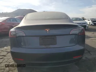 2023 Tesla Model 3 с VIN 5YJ3E1EA2PF644634, выставлен на аукционе Copart как лот 85637384 с пробегом 19 643 миль миль и Списание • Salvage title. История ставок и продаж доступна на DreamBid. Изображение 6.