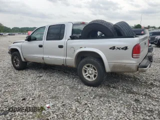 2004 Dodge Dakota Sport z VIN 1D7HG38K04S740136, wystawiony jako Copart lot #57356795 z przebiegiem 181 507 mil mil oraz Tytuł czysty. Historia ofert i sprzedaży dostępna na DreamBid. Obrazek 2.
