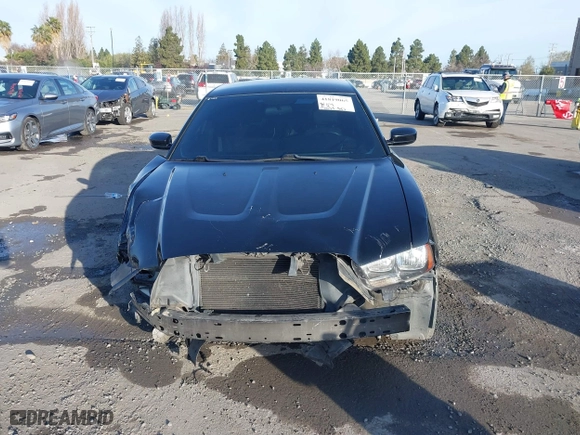 2014 Dodge Charger SE with VIN 2C3CDXBGXEH353860, listed as a IAAI auction lot 41819065 with 158,774 mi miles. Bid and sale history available at carsss.com. Image 6.
