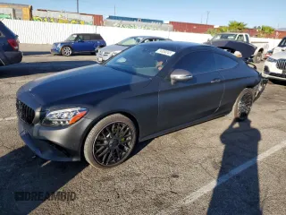 2021 Mercedes-Benz C 300 z VIN W1KWJ8DB4MG049254, wystawiony jako Copart lot #74330243 z przebiegiem 12 082 mil mil oraz . Historia ofert i sprzedaży dostępna na DreamBid. Obrazek 1.