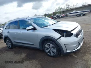 2019 Kia Niro EX with VIN KNDCC3LC8K5351854, listed as a IAAI auction lot 42064374 with 82,117 mi miles. Bid and sale history available at carsss.com. Image 14.