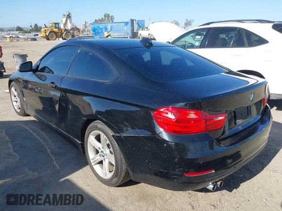 2015 BMW 4 Series 428i z VIN WBA3N7C59FK223243, wystawiony jako IAAI lot #42296442 z przebiegiem 161 232 mil mil oraz . Historia ofert i sprzedaży dostępna na DreamBid. Obrazek 3.