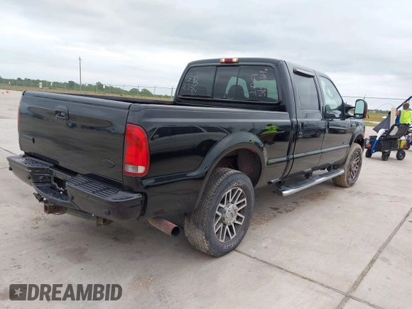 2005 Ford F-250 XL with VIN 1FTSW21P55EB22250, listed as a IAAI auction lot 42172278 with 228,272 mi miles and . Bid and sale history available at DreamBid. Image 4.