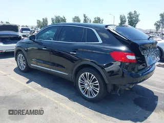 2016 Lincoln MKX Reserve z VIN 2LMTJ6LP1GBL74874, wystawiony jako IAAI lot #42375170 z przebiegiem 87 512 mil mil oraz . Historia ofert i sprzedaży dostępna na DreamBid. Obrazek 3.