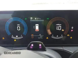 2025 Hyundai Santa Fe SEL z VIN 5NMP24GL0SH085943, wystawiony jako IAAI lot #42103295 z przebiegiem 10 270 mil mil oraz . Historia ofert i sprzedaży dostępna na DreamBid. Obrazek 15.