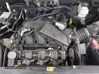 2006 Ford Escape XLT with VIN 1FMYU93196KC43833, listed as a IAAI auction lot 42196428 with 176,434 mi miles and . Bid and sale history available at DreamBid. Image 10.