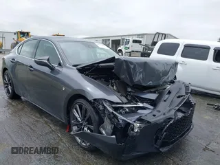 2021 Lexus IS 350 F Sport z VIN JTHGZ1E26M5022810, wystawiony jako IAAI lot #41947681 z przebiegiem 22 707 mil mil oraz . Historia ofert i sprzedaży dostępna na DreamBid. Obrazek 1.