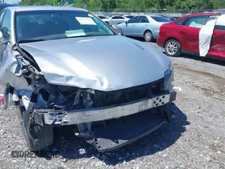 2015 Lexus GS 350 z VIN JTHCE1BL4FA008969, wystawiony jako IAAI lot #42139358 z przebiegiem 70 816 mil mil oraz . Historia ofert i sprzedaży dostępna na DreamBid. Obrazek 6.