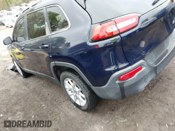 2014 Jeep Cherokee Latitude z VIN 1C4PJLCS5EW182924, wystawiony jako IAAI lot #41878926 z przebiegiem 147 800 mil mil oraz . Historia ofert i sprzedaży dostępna na DreamBid. Obrazek 3.