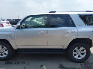 2021 Toyota 4Runner SR5 with VIN JTEMU5JR1M5929960, listed as a IAAI auction lot 41912094 with 90,249 mi miles and . Bid and sale history available at DreamBid. Image 15.