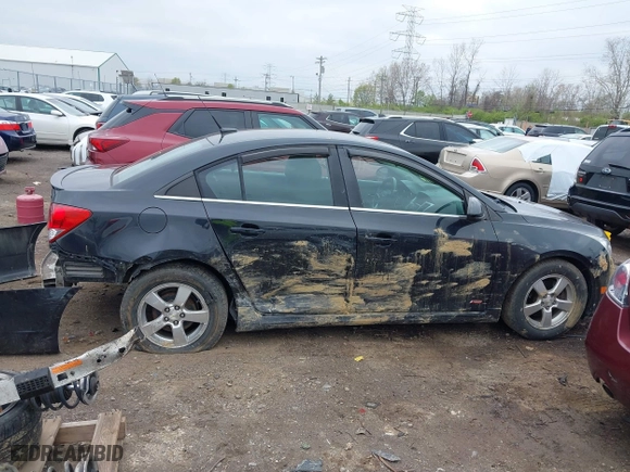 2014 Chevrolet Cruze 1LT with VIN 1G1PC5SB2E7149180, listed as a IAAI auction lot 42010987 with 122,787 mi miles. Bid and sale history available at carsss.com. Image 14.
