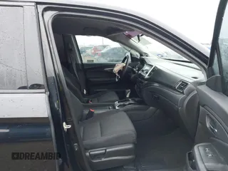 2019 Honda Ridgeline Sport z VIN 5FPYK2F18KB007749, wystawiony jako IAAI lot #41478132 z przebiegiem 100 457 mil mil oraz . Historia ofert i sprzedaży dostępna na DreamBid. Obrazek 5.