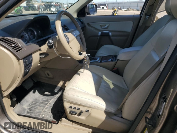 2011 Volvo XC90 I6 with VIN YV4952CZ1B1602950, listed as a Copart auction lot 48498025 with 189,250 mi miles and Non Repairable. Bid and sale history available at DreamBid. Image 7.