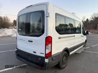 2015 Ford Transit Passenger XL with VIN 1FBAX2CM7FKA92784, listed as a Copart auction lot 49743205 with 261,650 mi miles and Clean Title. Bid and sale history available at carsss.com. Image 4.