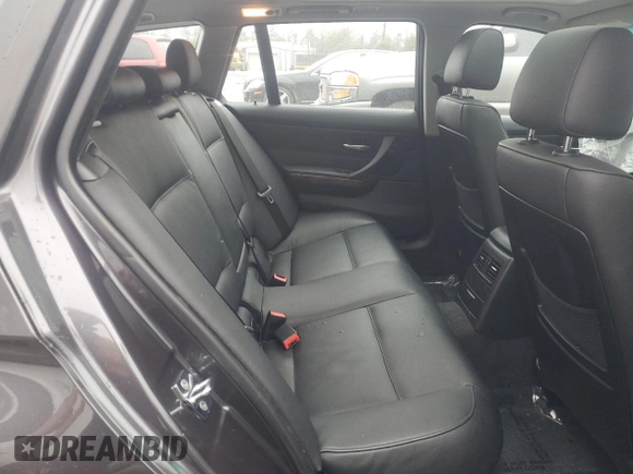 2007 BMW 3 Series 328xi with VIN WBAVT73517FZ36937, listed as a Copart auction lot 84458504 with 109,143 mi miles and Salvage title. Bid and sale history available at DreamBid. Image 10.
