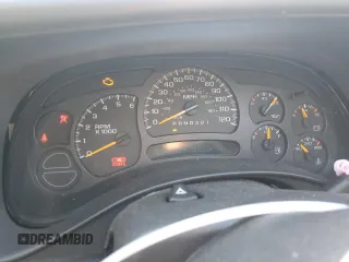 2006 Chevrolet Silverado 1500 LT1 with VIN 2GCEK13NX61197611, listed as a Copart auction lot 47268635 with 166,306 mi miles and Salvage Title. Bid and sale history available at DreamBid. Image 9.