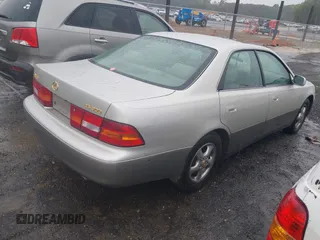 1999 Lexus ES 300 с VIN JT8BF28G6X0212320, выставлен на аукционе IAAI как лот 42366044 с пробегом 121 474 миль миль и . История ставок и продаж доступна на DreamBid. Изображение 4.